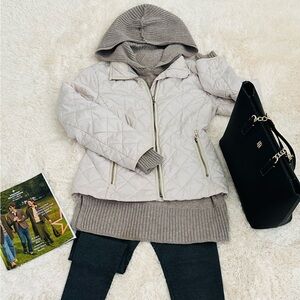 Old Navy Quilted Jacket in Cream